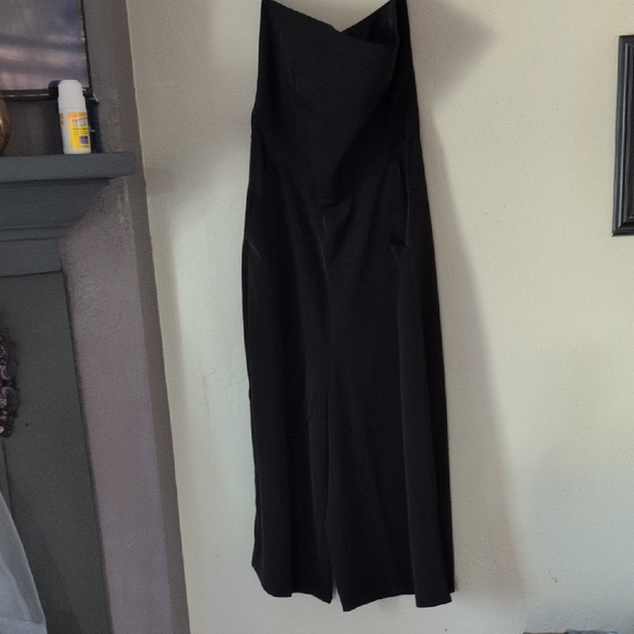 Callie Lives Black Strapless Culotte Jumpsuit - Picture 5 of 17
